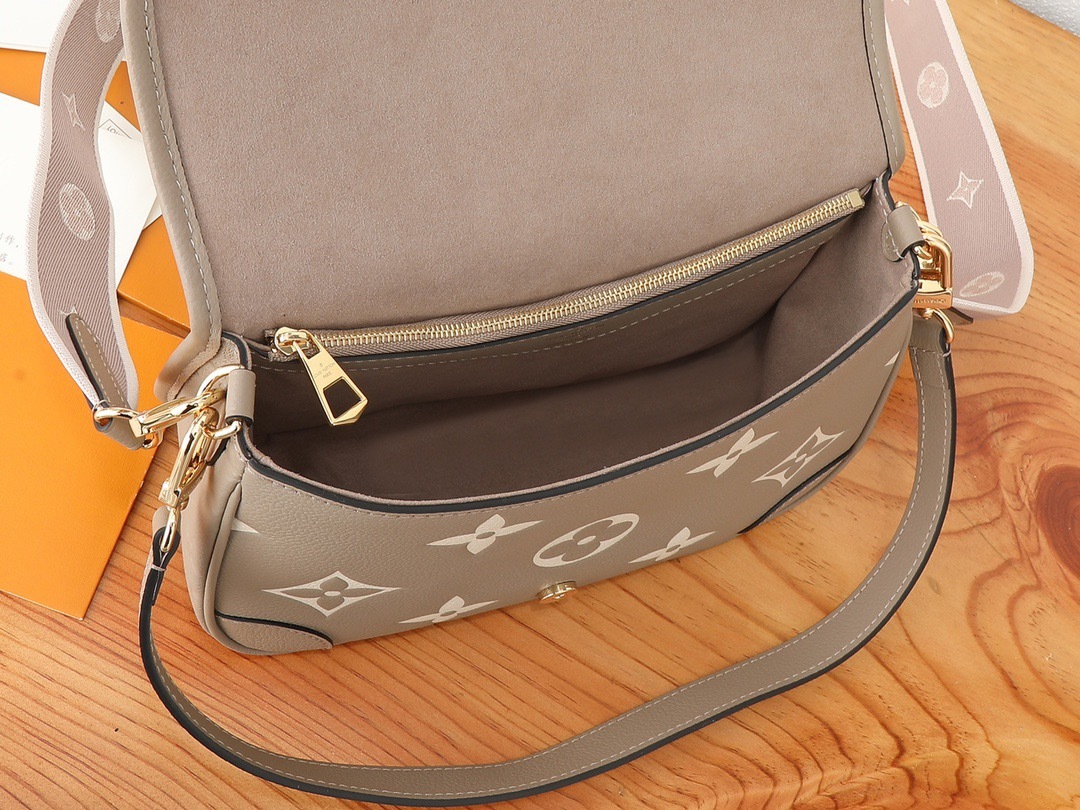 Louis Vuitton Diane