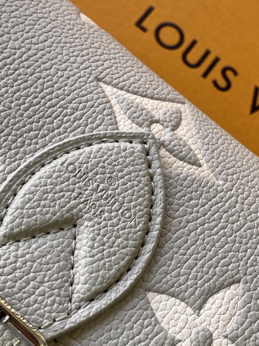 Louis Vuitton Diane