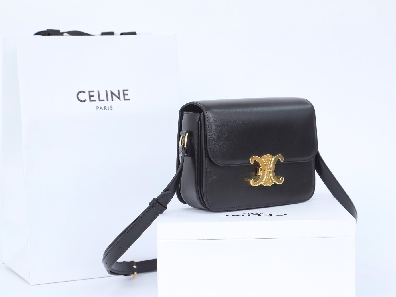 CELINE CLASSIQUE TRIOMPHE BAG IN SHINY CALFSKIN