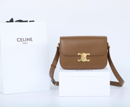CELINE CLASSIQUE TRIOMPHE BAG IN SHINY CALFSKIN