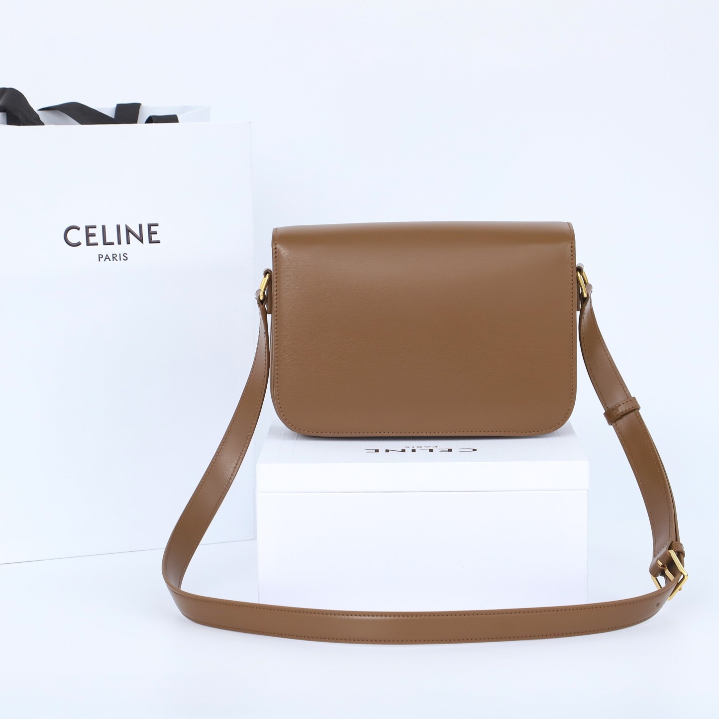 CELINE CLASSIQUE TRIOMPHE BAG IN SHINY CALFSKIN