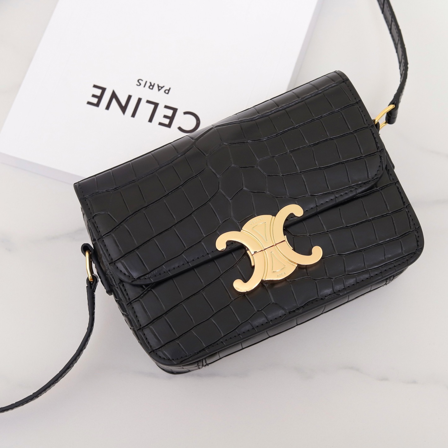 CELINE CLASSIQUE TRIOMPHE BAG IN Niloticus Crocodile