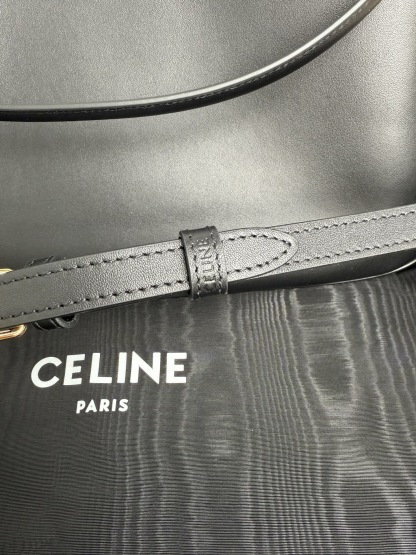 MEDIUM CAMILLE 16 SOFT BAG IN SMOOTH CALFSKIN