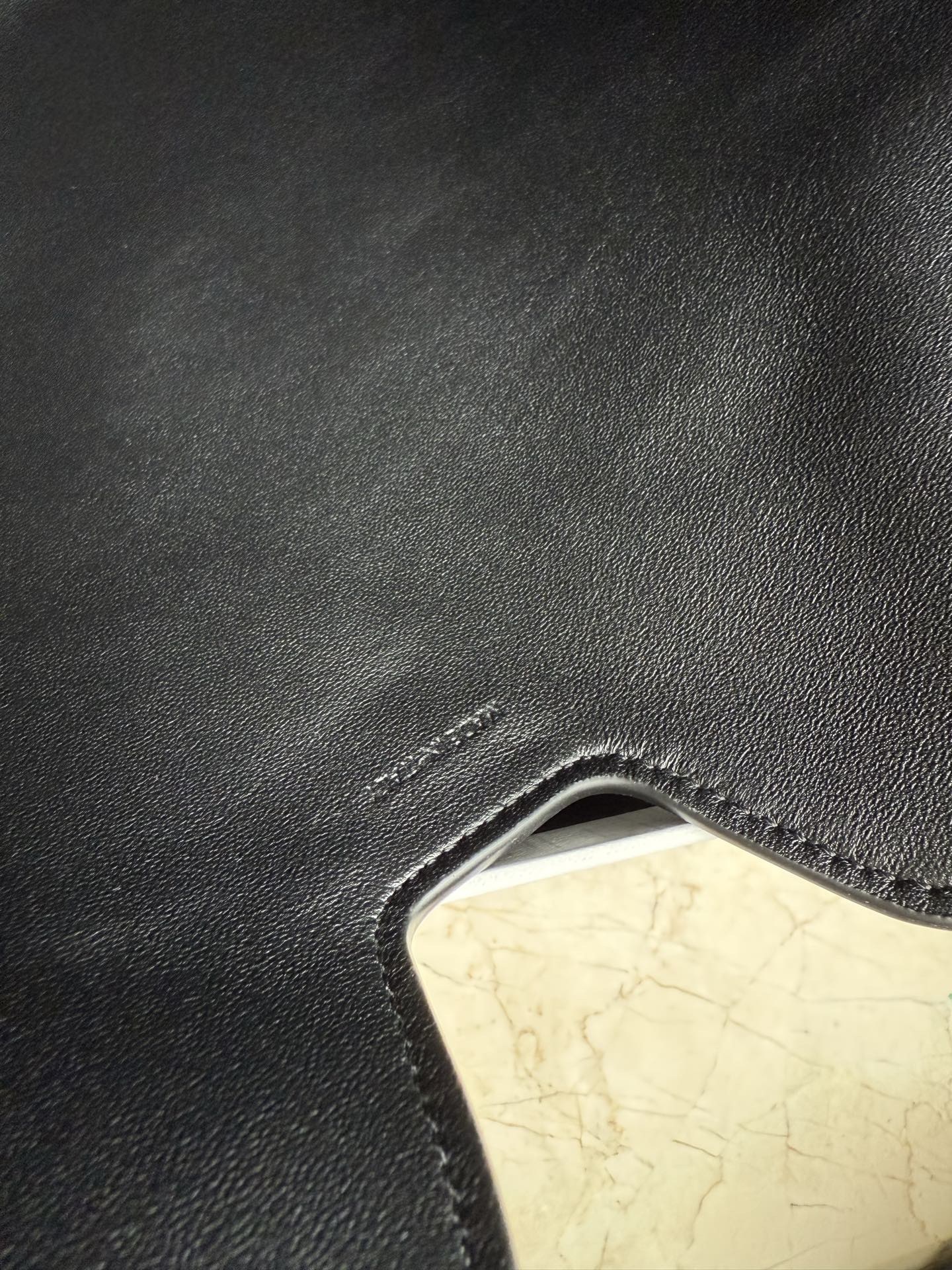 MEDIUM CAMILLE 16 SOFT BAG IN SMOOTH CALFSKIN