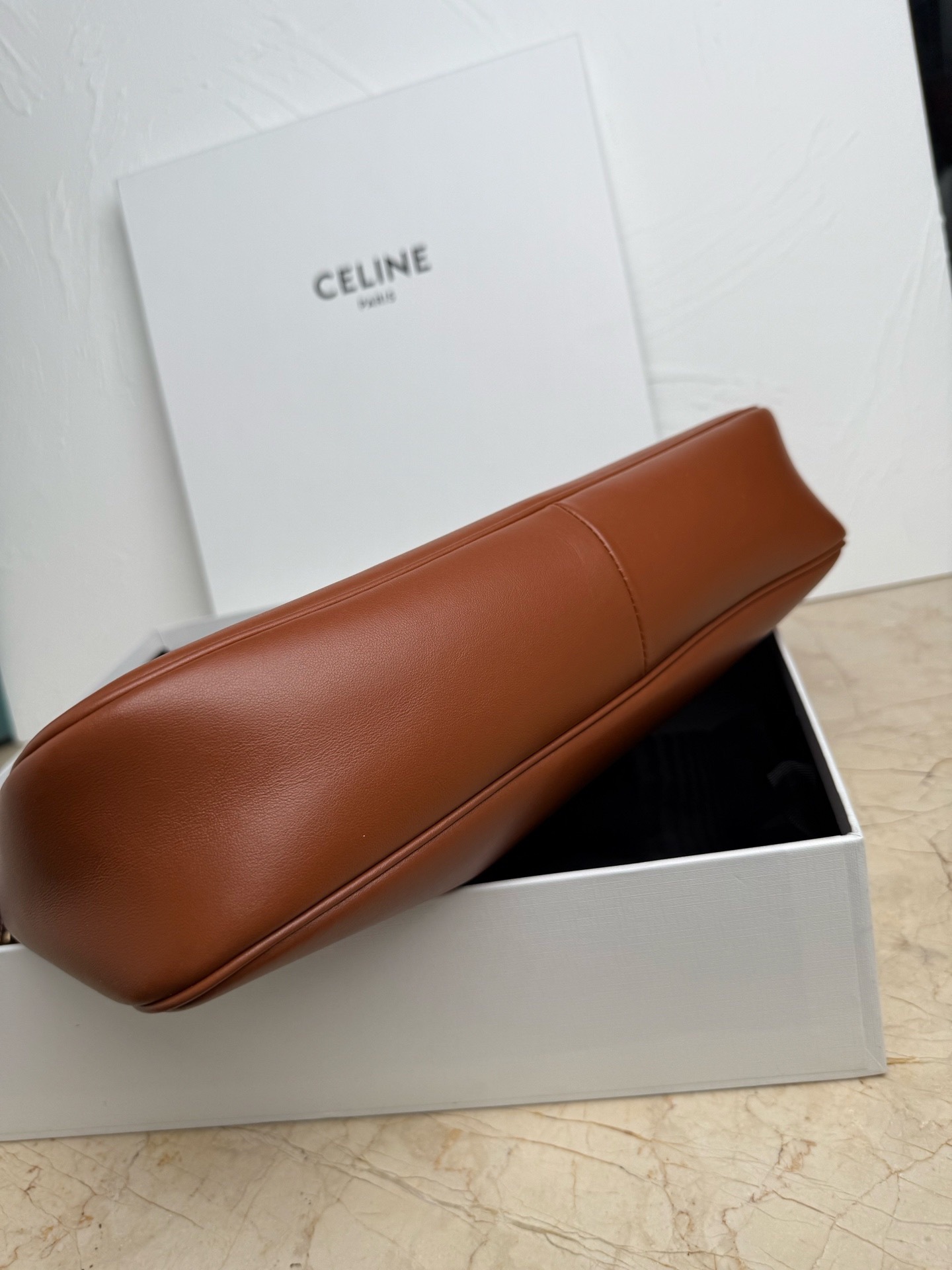 MEDIUM CAMILLE 16 SOFT BAG IN SMOOTH CALFSKIN