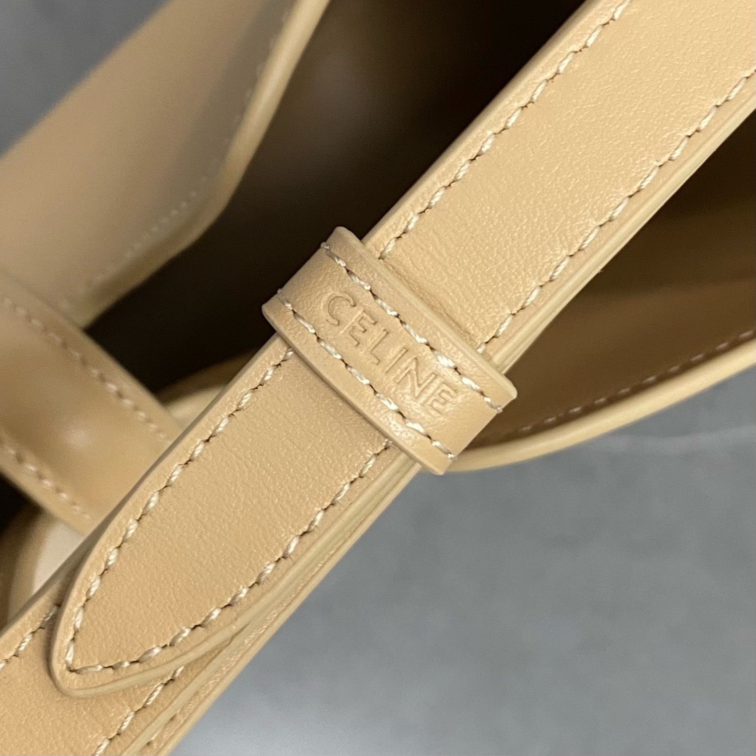 MEDIUM CAMILLE 16 SOFT BAG IN SMOOTH CALFSKIN