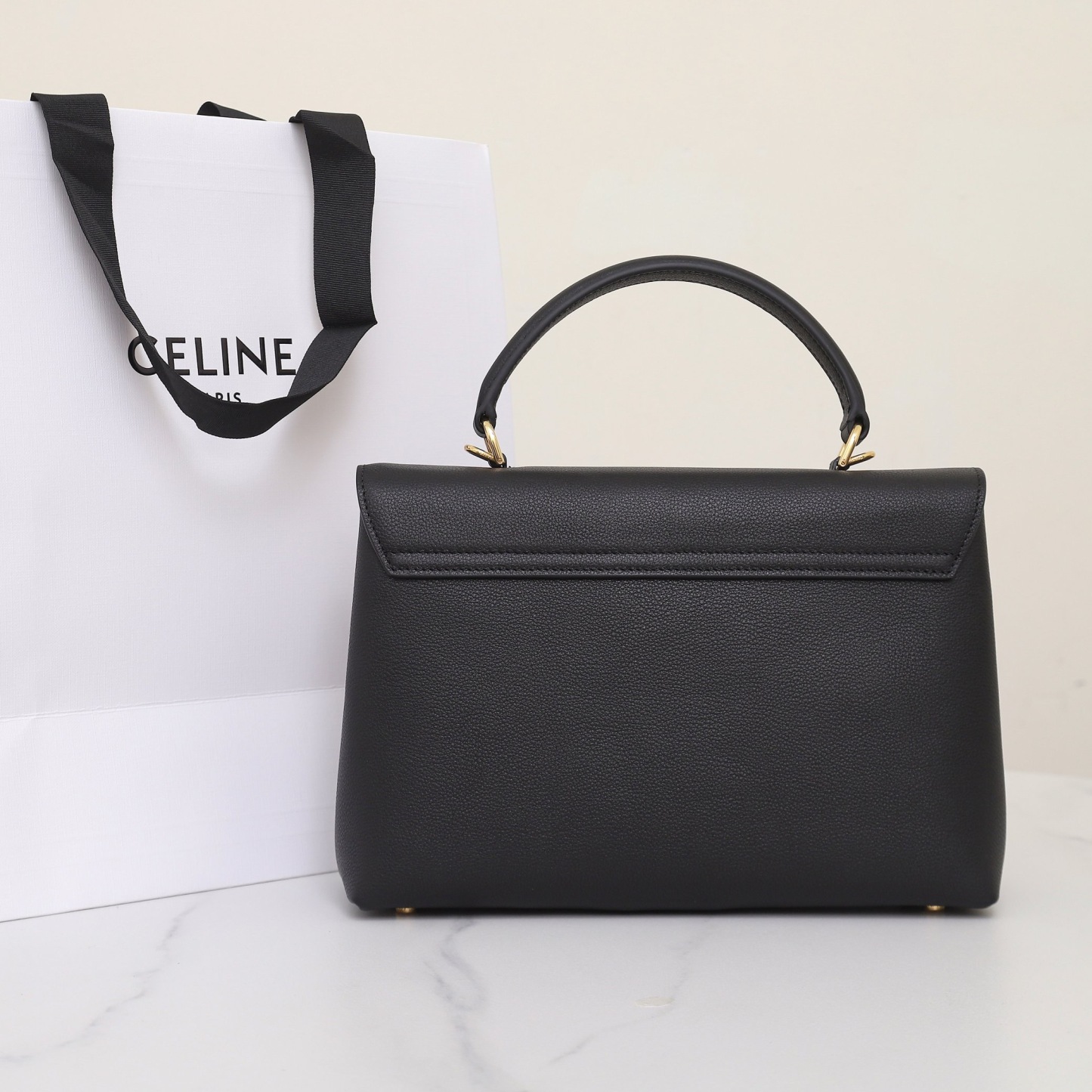 MEDIUM NINO BAG IN SUPPLE GRAINED CALFSKIN