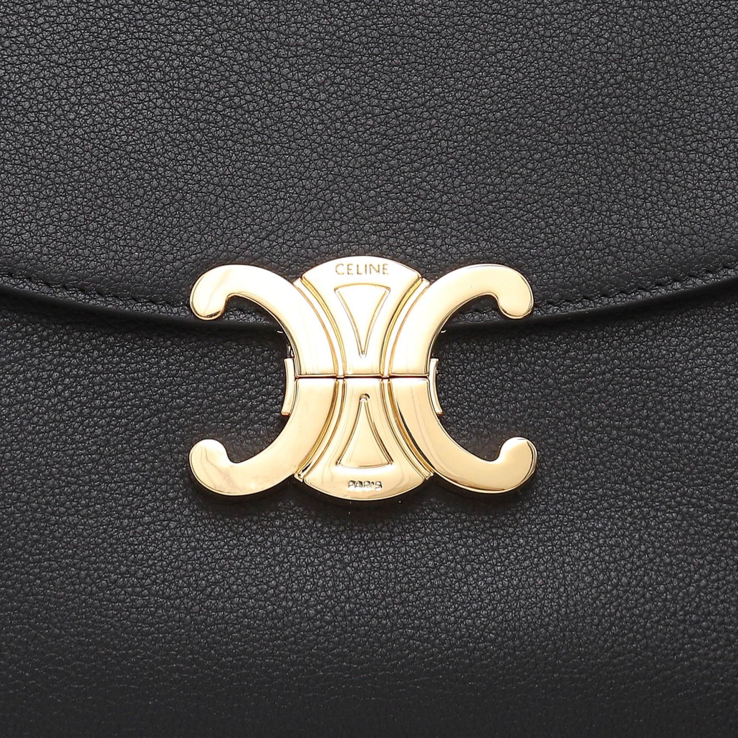 MEDIUM NINO BAG IN SUPPLE GRAINED CALFSKIN