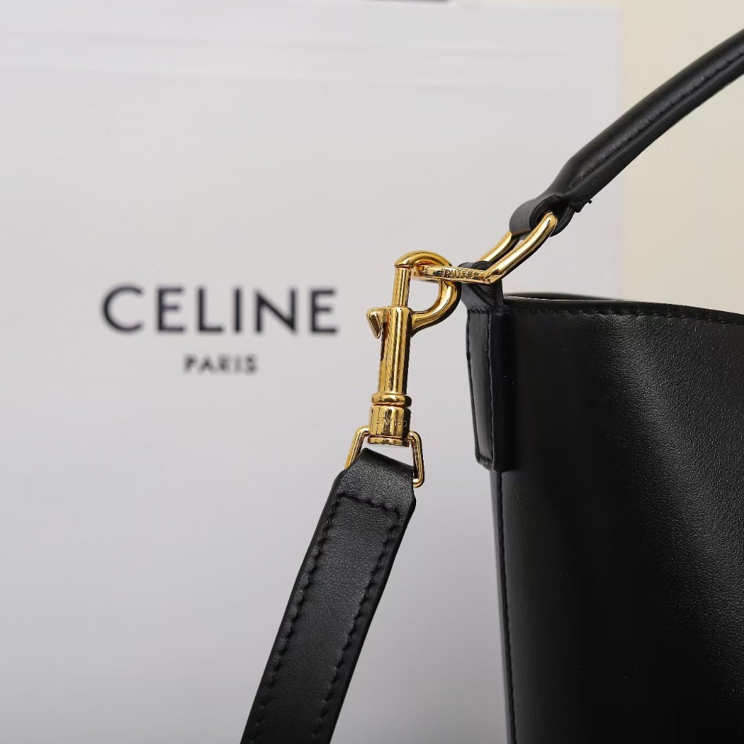 CELINE SMALL BUCKET LOUISE IN SMOOTH CALFSKIN