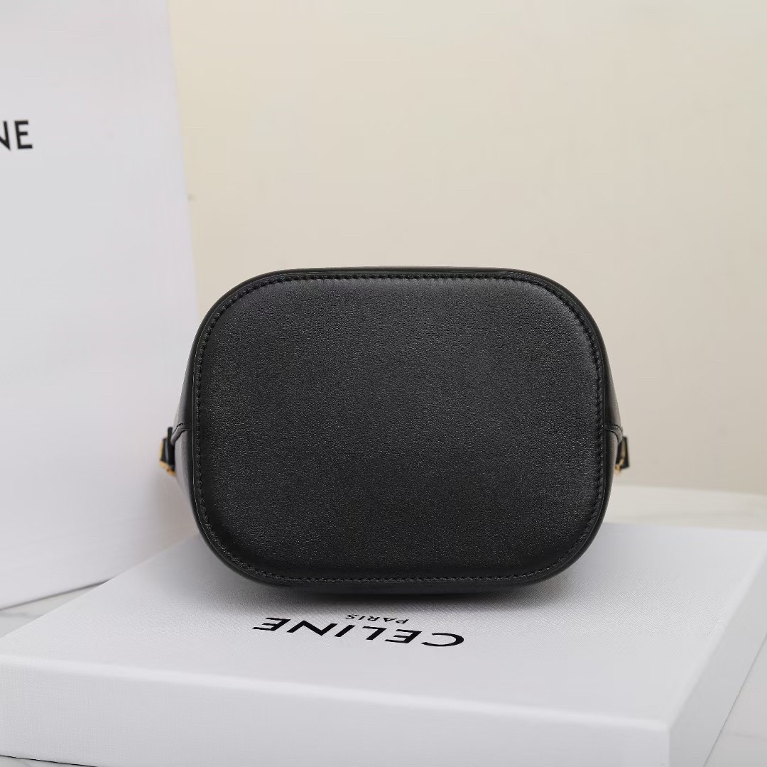 CELINE SMALL BUCKET LOUISE IN SMOOTH CALFSKIN