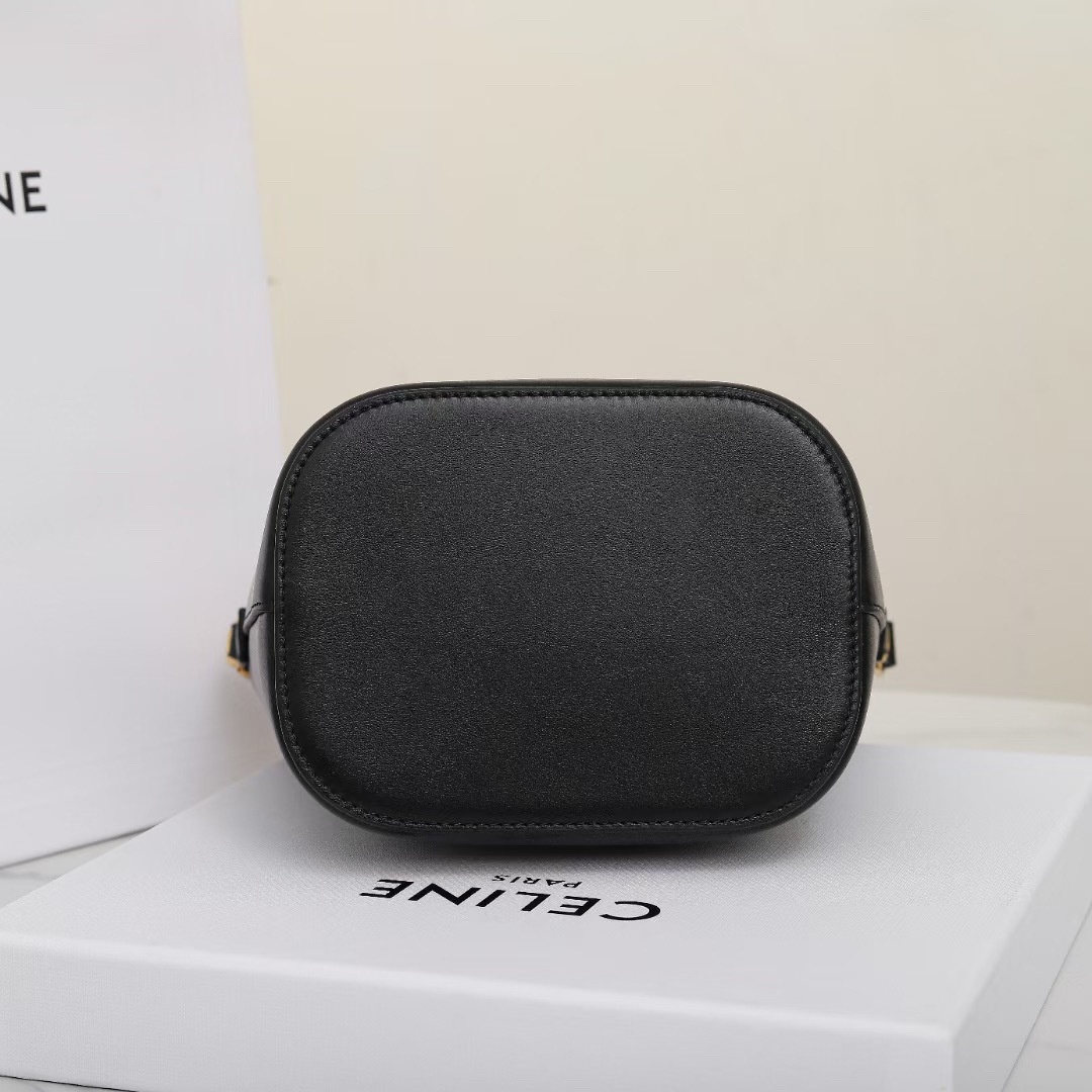 CELINE SMALL BUCKET LOUISE IN SMOOTH CALFSKIN