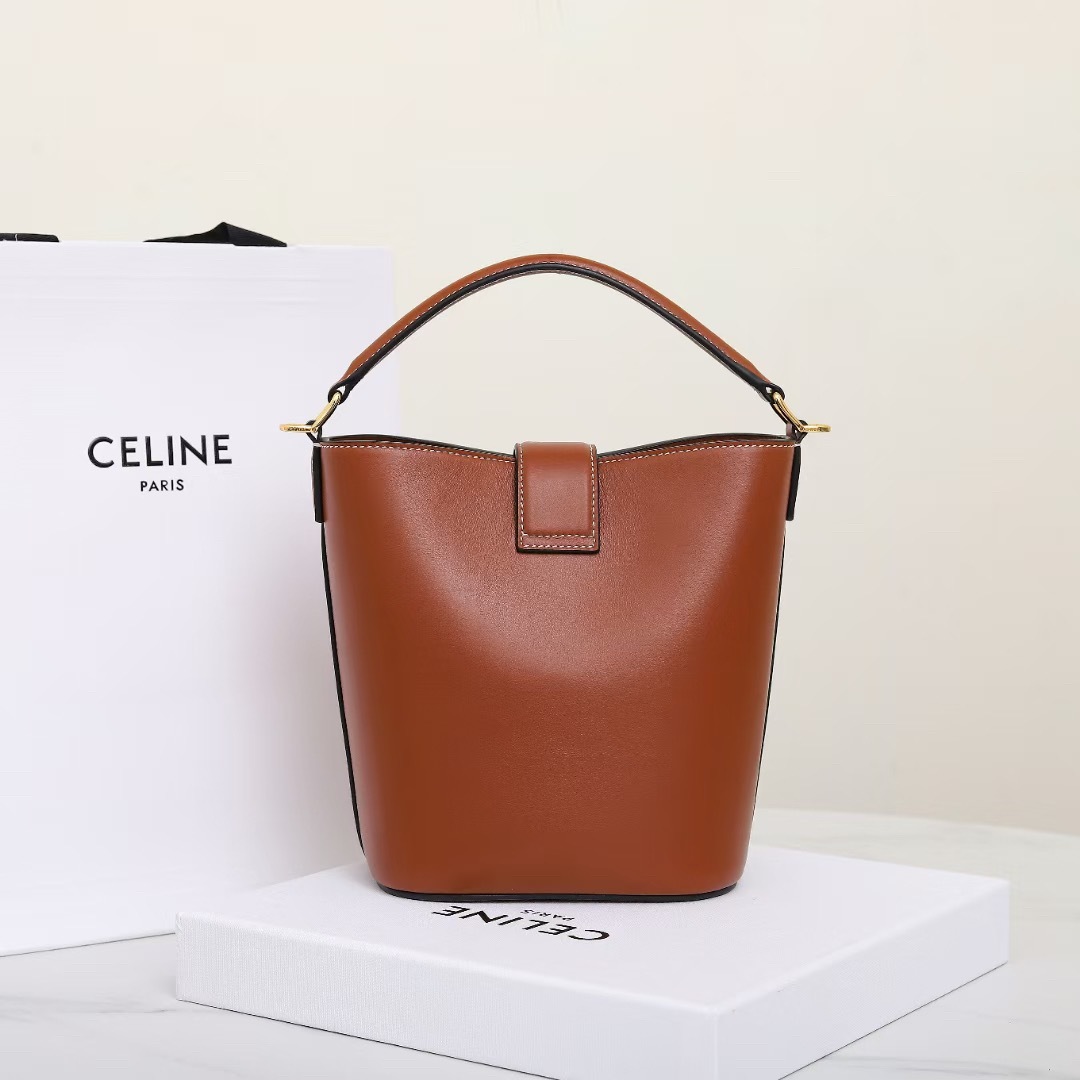 CELINE SMALL BUCKET LOUISE IN SMOOTH CALFSKIN