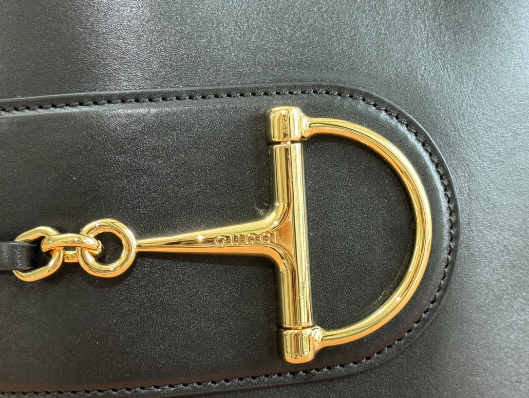 GUCCI 73 MINI BUCKET BAG