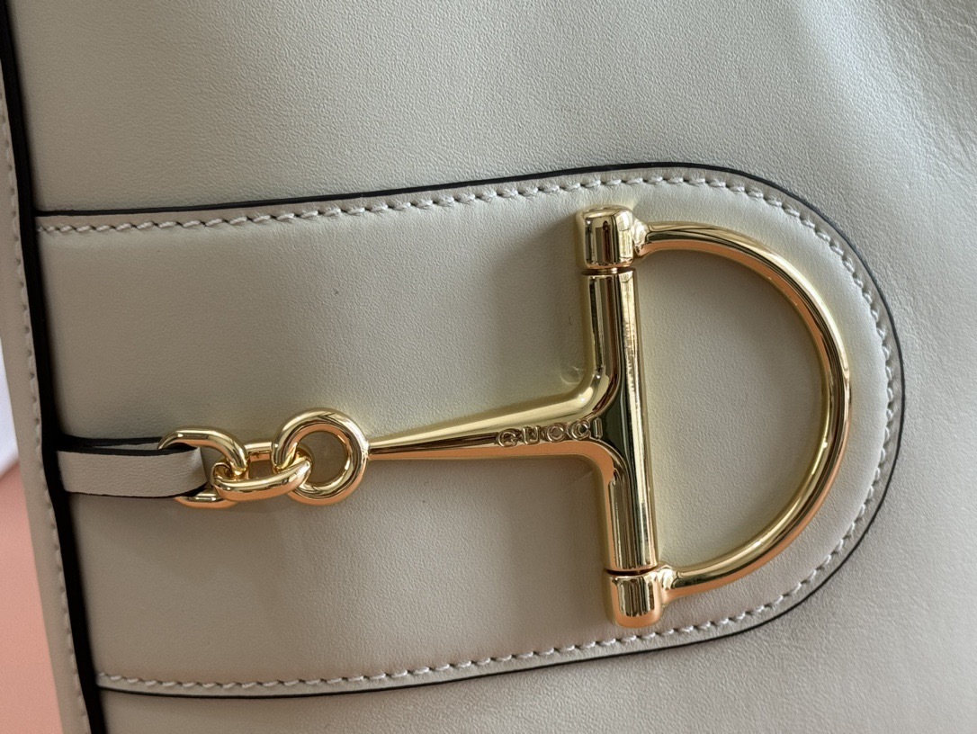 GUCCI 73 MINI BUCKET BAG