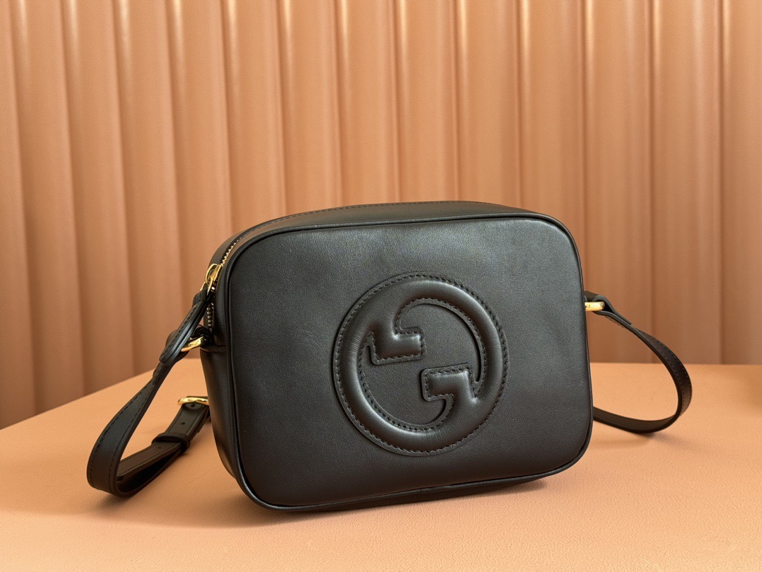 GUCCI BLONDIE SMALL SHOULDER BAG