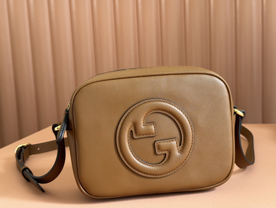 GUCCI BLONDIE SMALL SHOULDER BAG