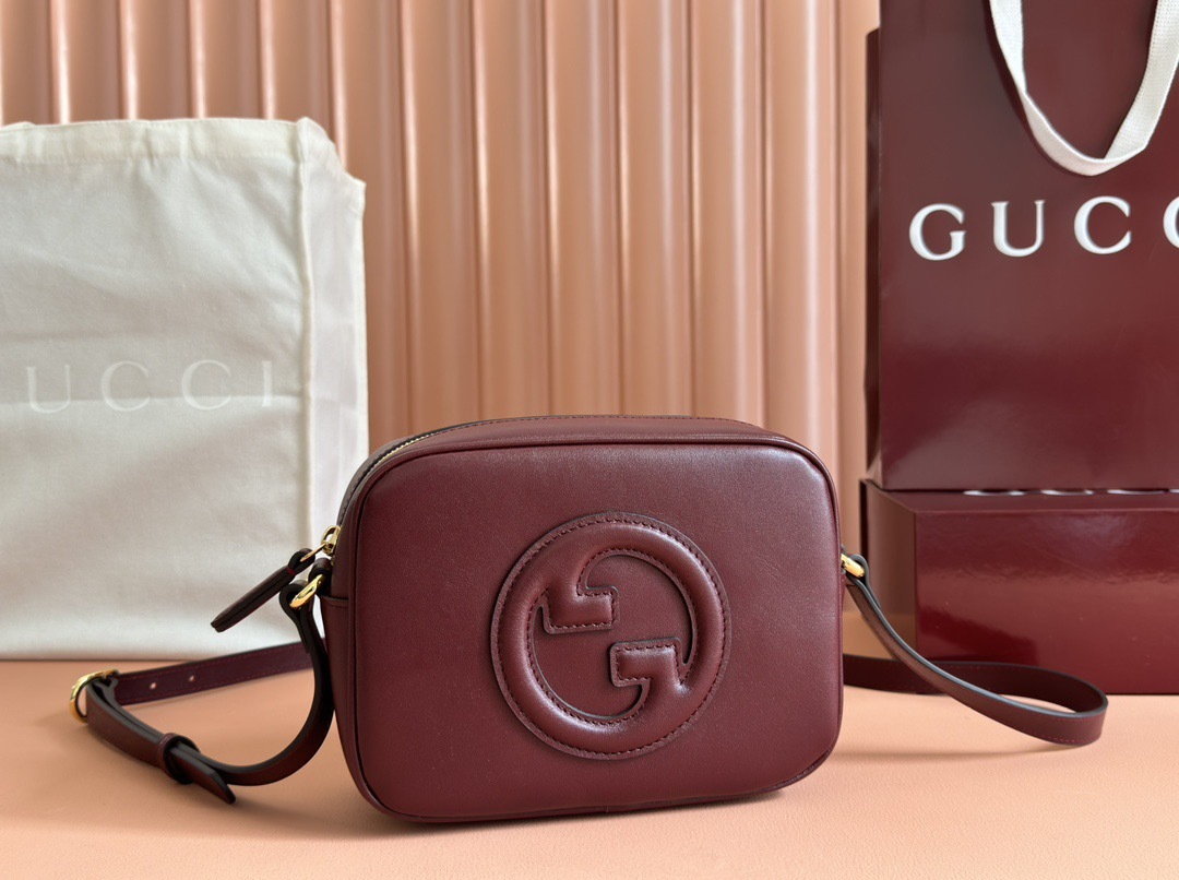 GUCCI BLONDIE SMALL SHOULDER BAG