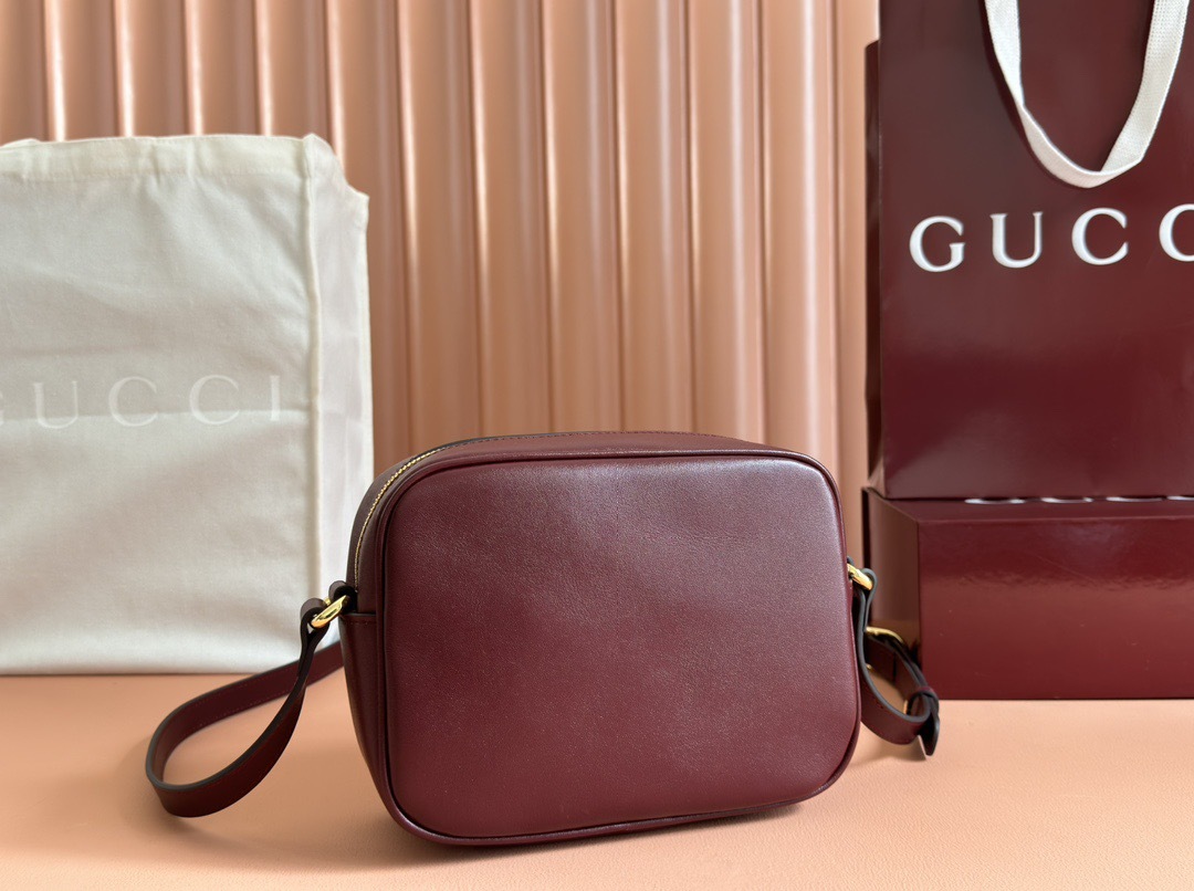 GUCCI BLONDIE SMALL SHOULDER BAG