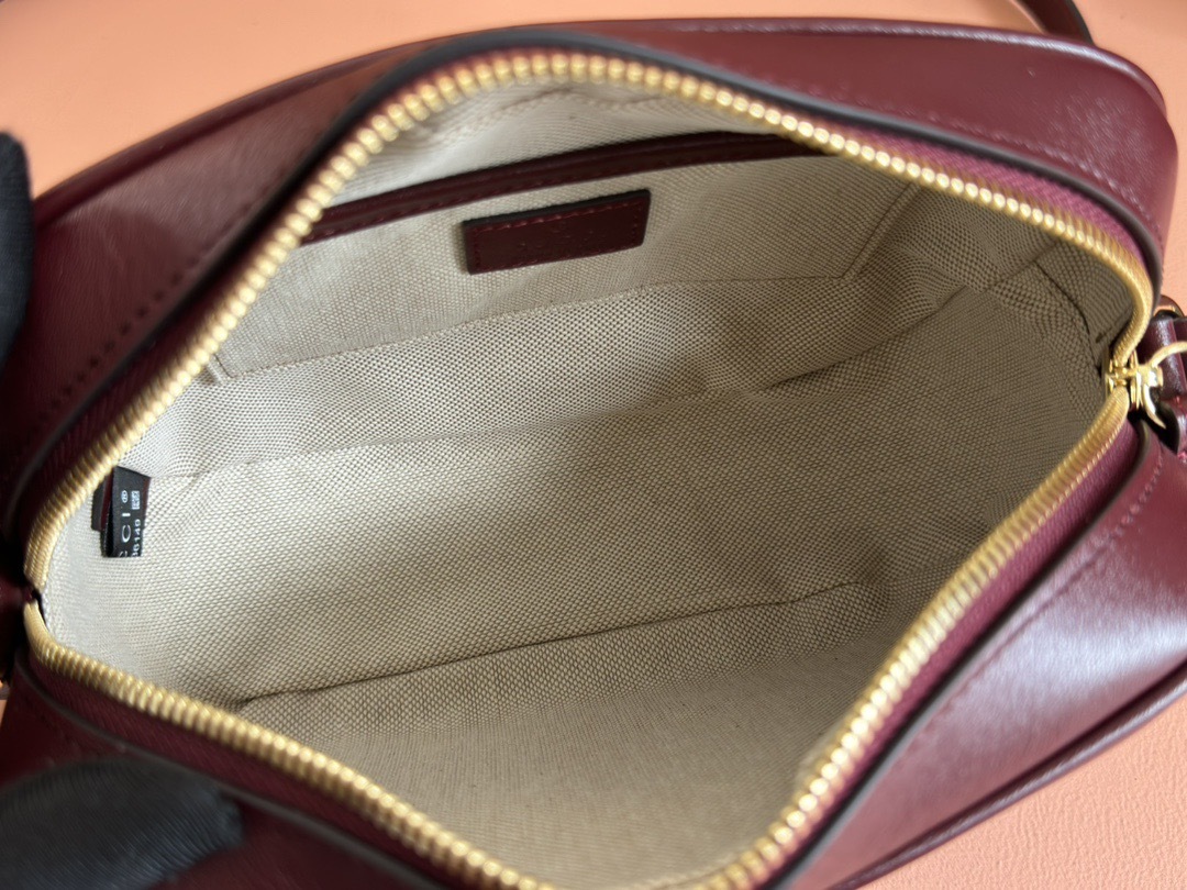 GUCCI BLONDIE SMALL SHOULDER BAG