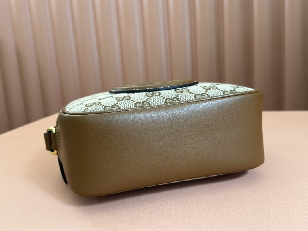 GUCCI BLONDIE SMALL SHOULDER BAG