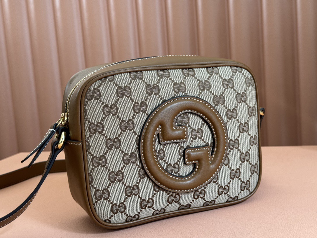 GUCCI BLONDIE SMALL SHOULDER BAG