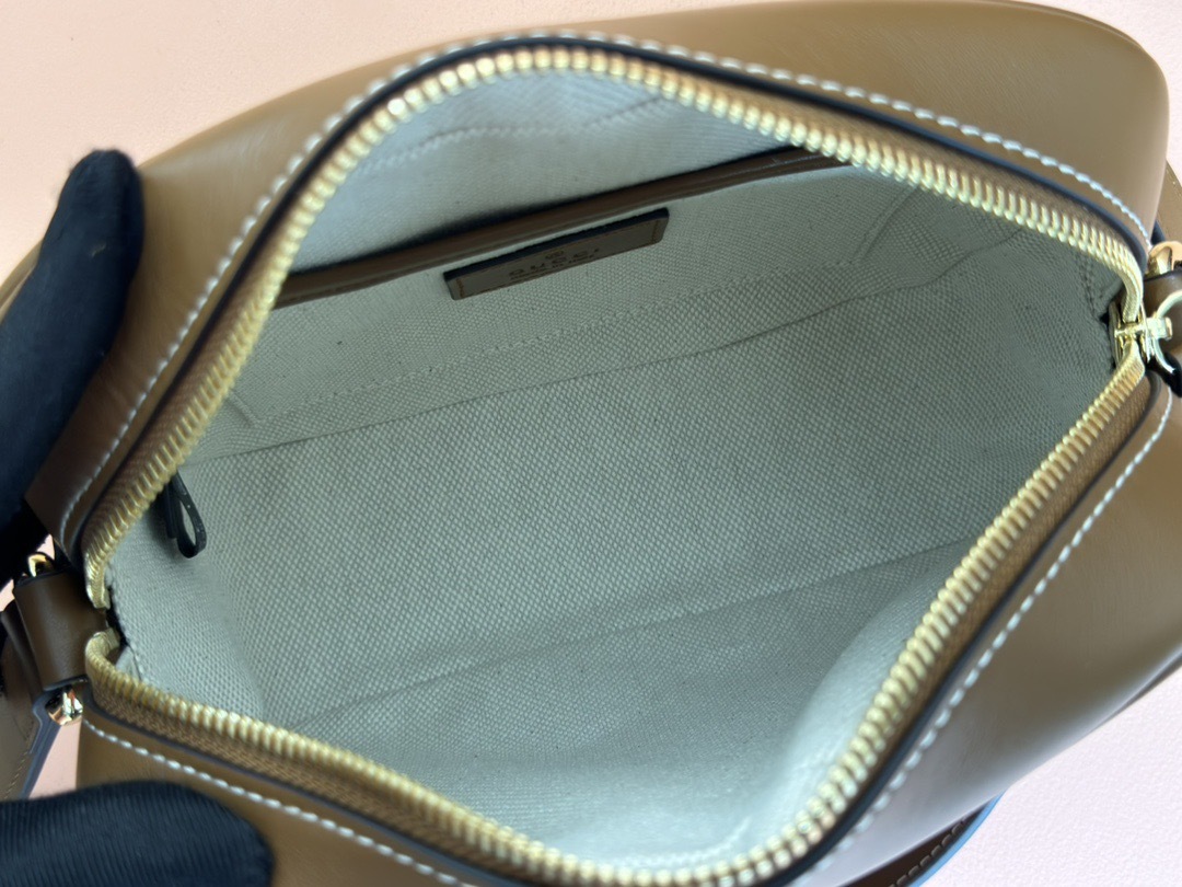 GUCCI BLONDIE SMALL SHOULDER BAG