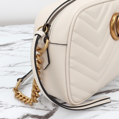 GUCCI GG MARMONT SMALL CCAMERA BAG