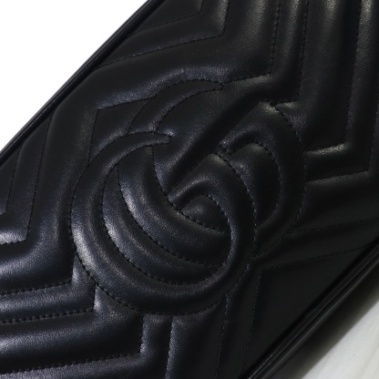 GUCCI GG MARMONT SMALL CCAMERA BAG