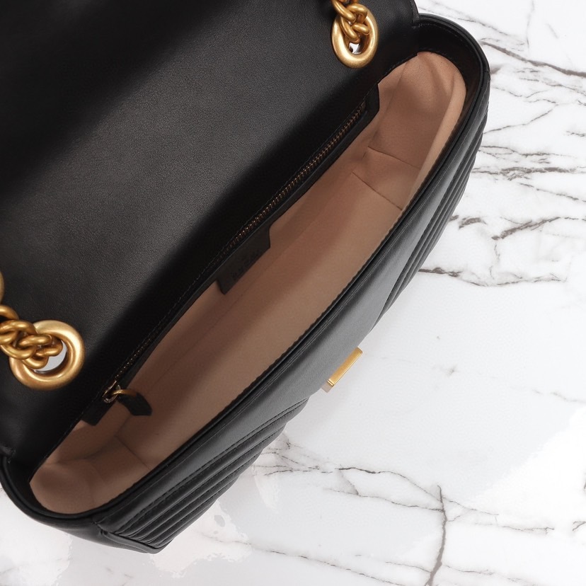GUCCI GG MARMONT MEDIUM SHOULDER BAG