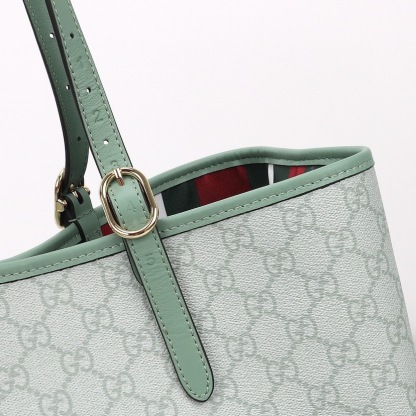 GUCCI GG EMBLEM LARGR TOTE BAG