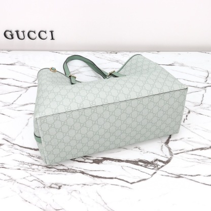 GUCCI GG EMBLEM LARGR TOTE BAG
