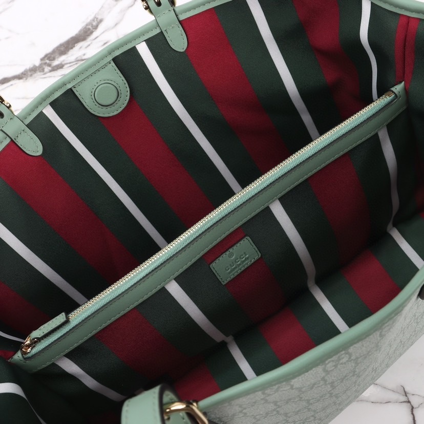 GUCCI GG EMBLEM LARGR TOTE BAG