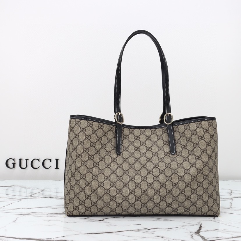 GUCCI GG EMBLEM LARGR TOTE BAG