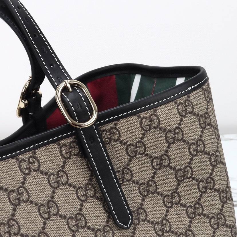 GUCCI GG EMBLEM LARGR TOTE BAG