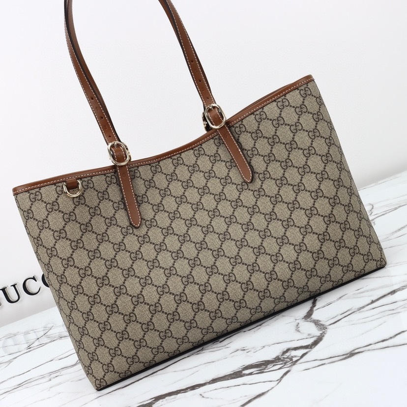 GUCCI GG EMBLEM LARGR TOTE BAG
