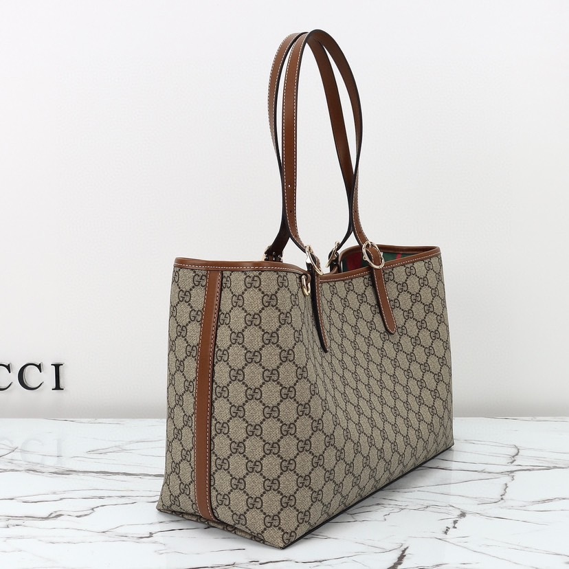 GUCCI GG EMBLEM LARGR TOTE BAG