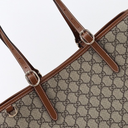 GUCCI GG EMBLEM LARGR TOTE BAG