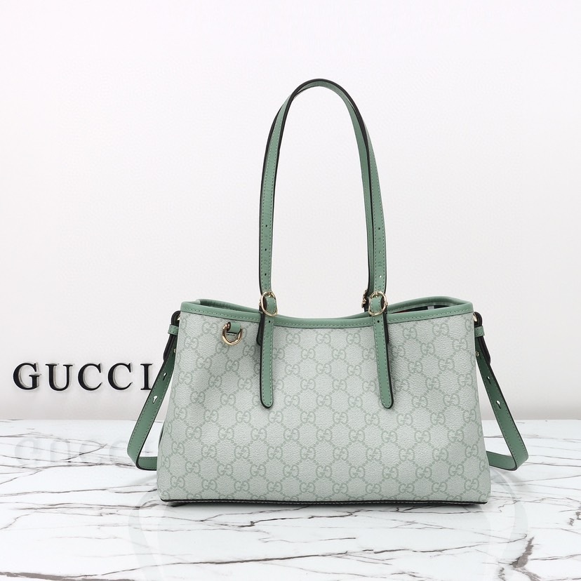 GUCCI GG EMBLEM MEDIUM TOTE BAG