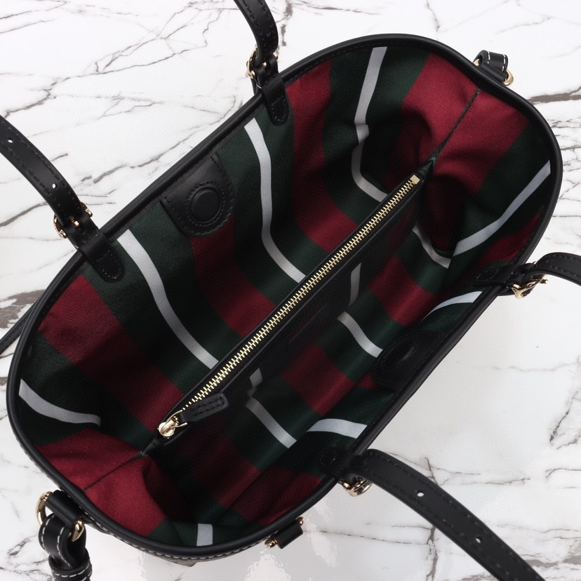 GUCCI GG EMBLEM MEDIUM TOTE BAG