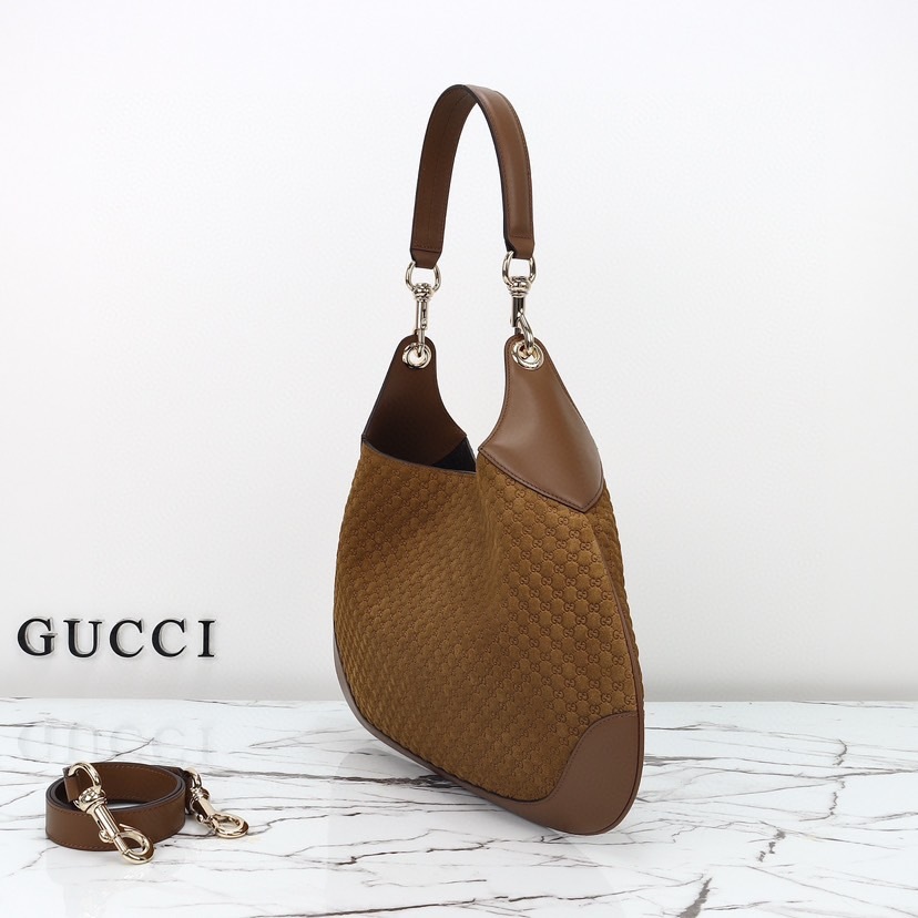GUCCI B MEDIUM SHOULDER BAG