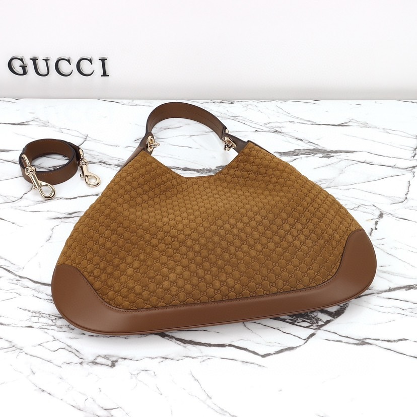 GUCCI B MEDIUM SHOULDER BAG