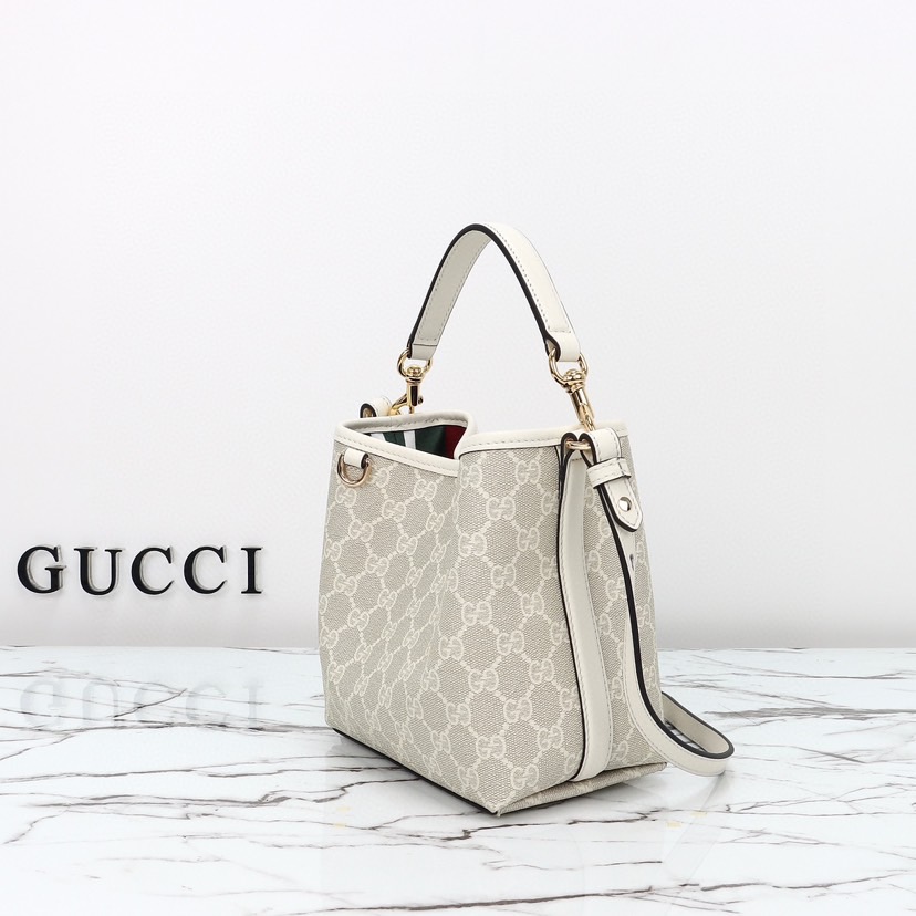 GUCCI GG EMBLEM MINI BUCKER BAG