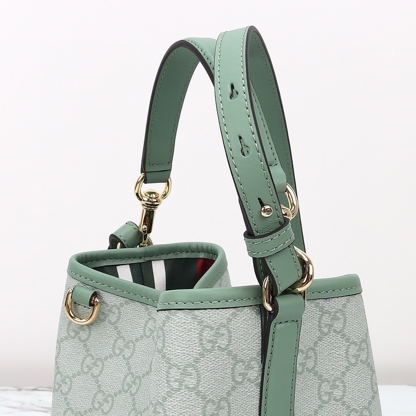 GUCCI GG EMBLEM MINI BUCKER BAG