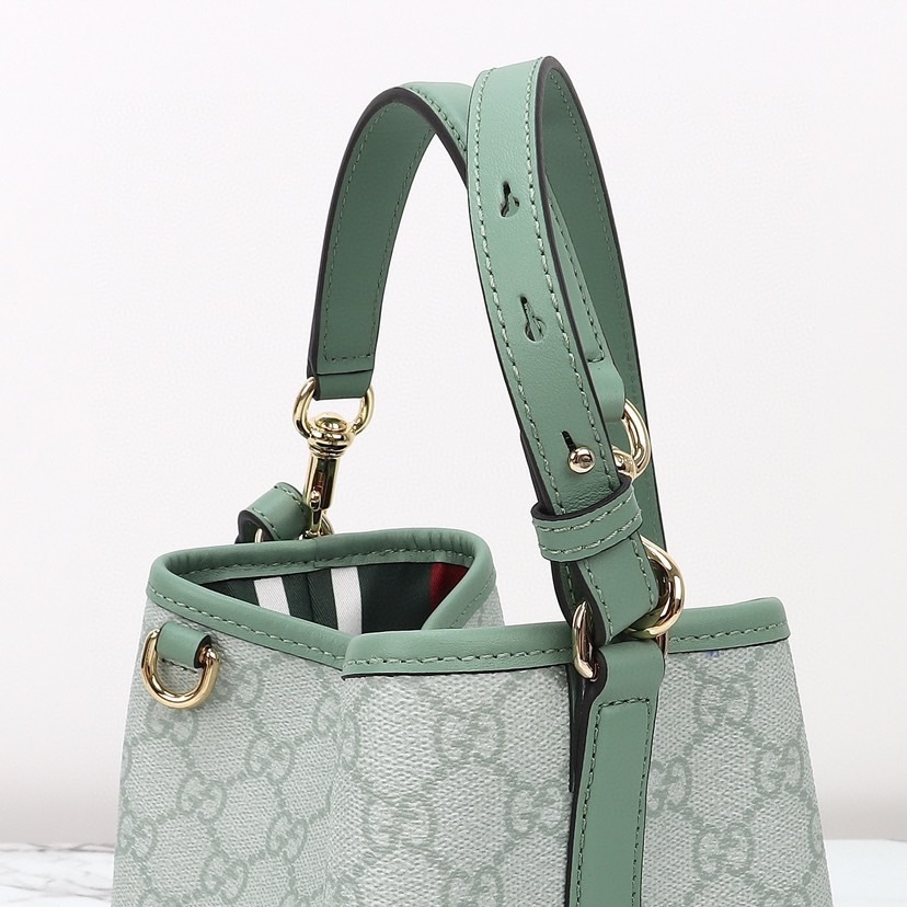 GUCCI GG EMBLEM MINI BUCKER BAG