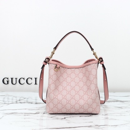 GUCCI GG EMBLEM MINI BUCKER BAG