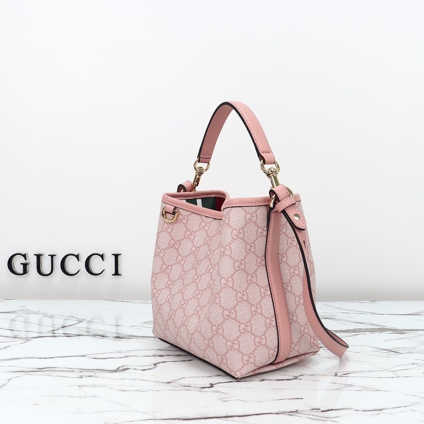 GUCCI GG EMBLEM MINI BUCKER BAG