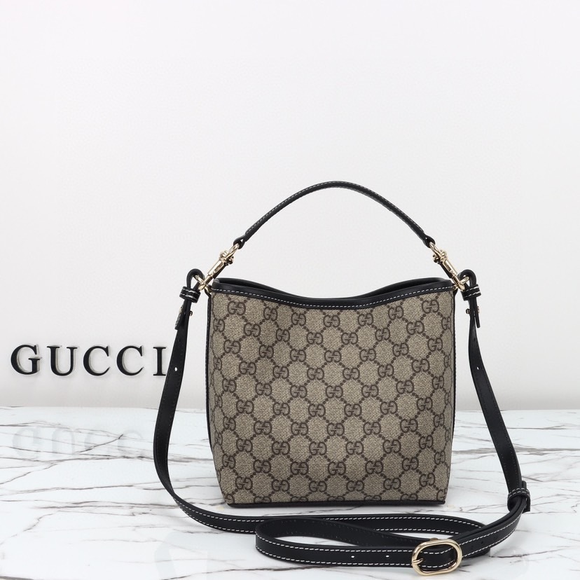 GUCCI GG EMBLEM MINI BUCKER BAG