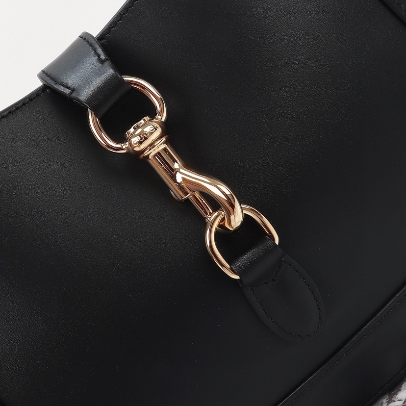 GUCCI JACKIE MEDIUM BAG
