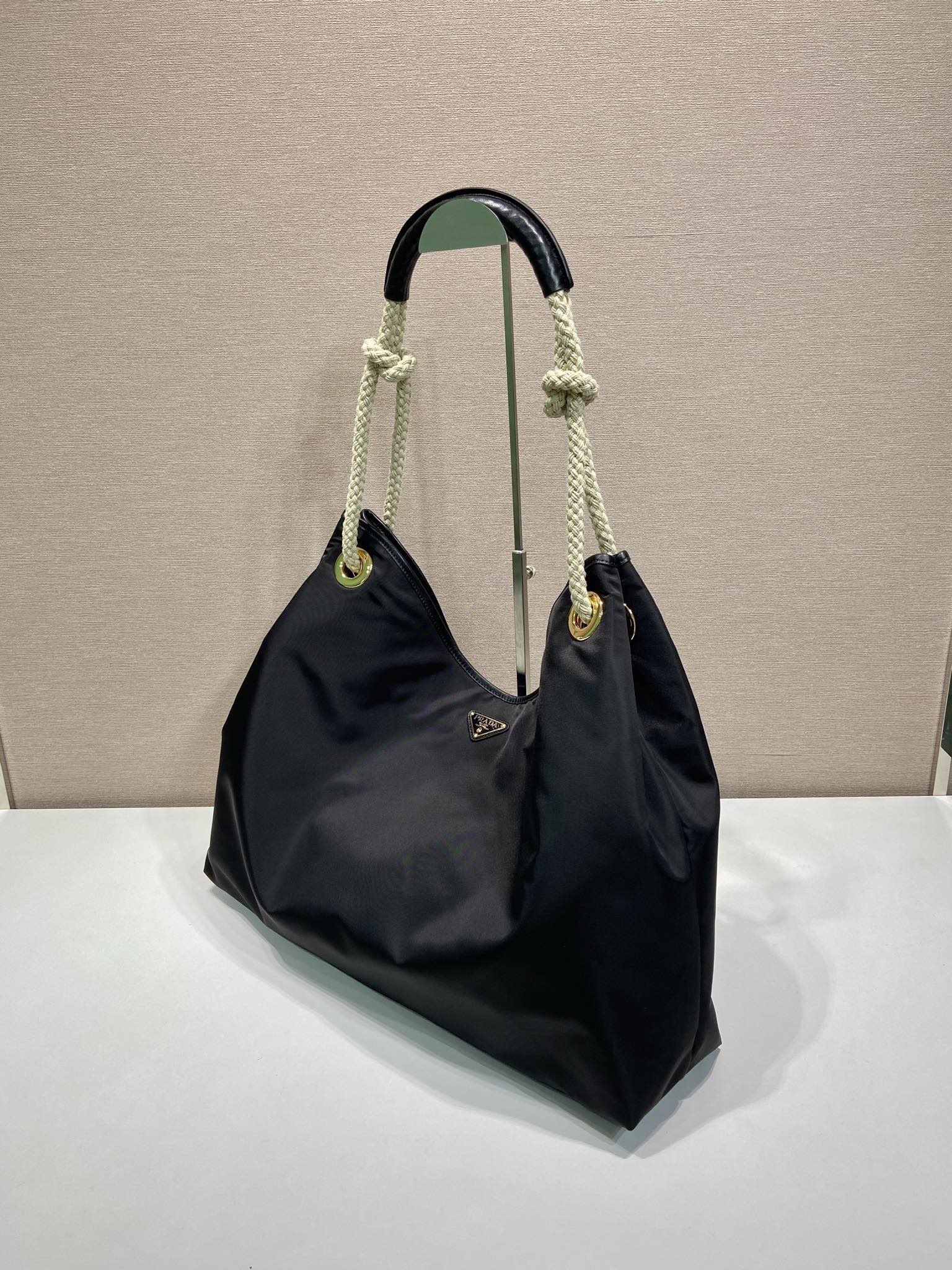 Prada Mariner large Re-Nylon shoulder bag