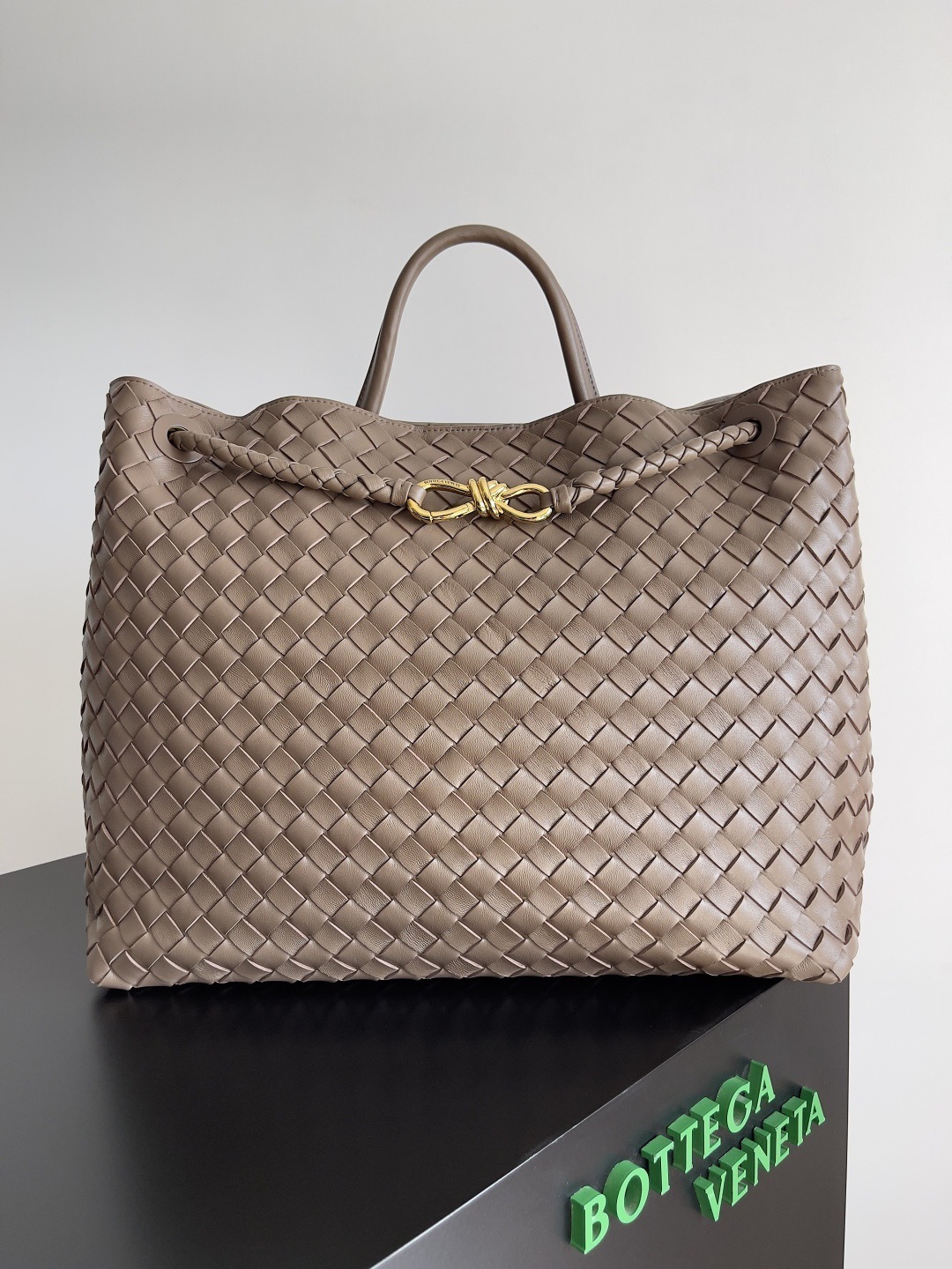 Bottega Veneta Large Andiamo